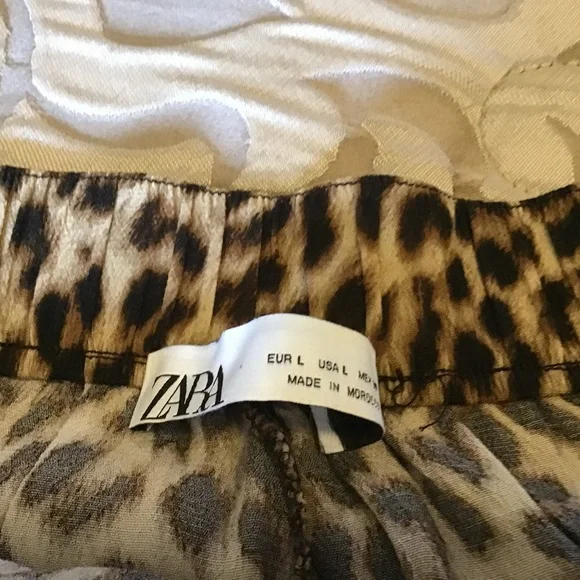 Zara Animal Print Pants & Blouse Set - Picture 8 of 10